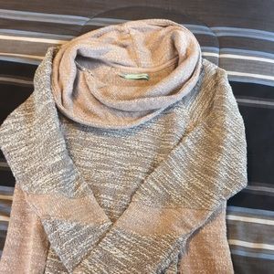 Boatneck tunic sweater